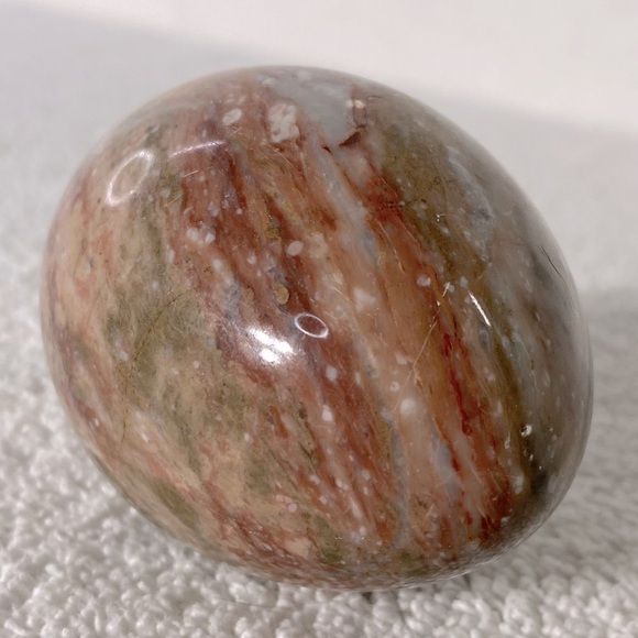 Vintage Brecchiated Jasper Polished Red Jasper Stone Egg Flat Bottom Paper Wght - Picture 8 of 10